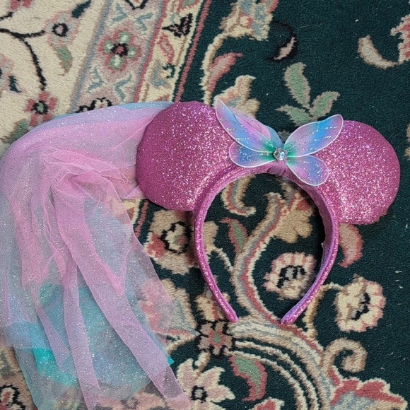 Sparkling Disney-Inspired Mickey Ears Headband Collection - Picture 9 of 9